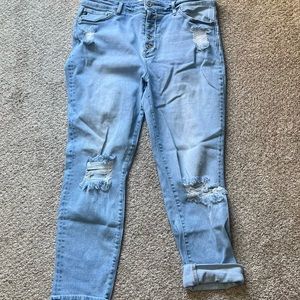 KanCan Straight Skinny Jeans. Light wash. Size XL